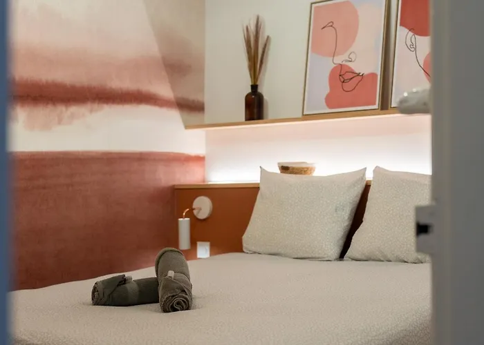 Apartment Haussmannien A *