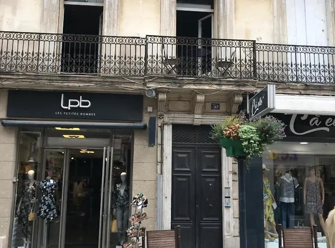 Apartment Haussmannien A Sete