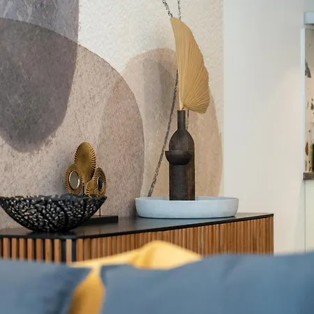 Haussmannien A * سُت