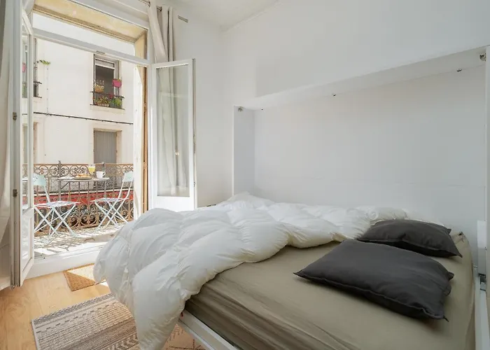 Haussmannien à Appartement Sète